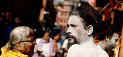 शिबरात्रिमा पशुपतिनाथमा बिहान ३ बजेदेखि खुल्ला भए चारै ढोका