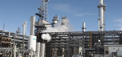 भारतको एचएमइएलले किन्न छाड्यो रुसी तेल, रिलायन्स पनि पछि हट्दै भारतको एचएमइएलले किन्न छाड्यो रुसी तेल, रिलायन्स पनि पछि हट्दै