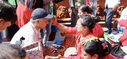 तस्विरमा बालगोपालेश्वर मन्दिरको भाइटीका