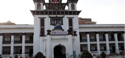 निर्वाचन प्रणाली सुधारका लागि राजनीतिक दलसँग छलफल गर्दै आयोग