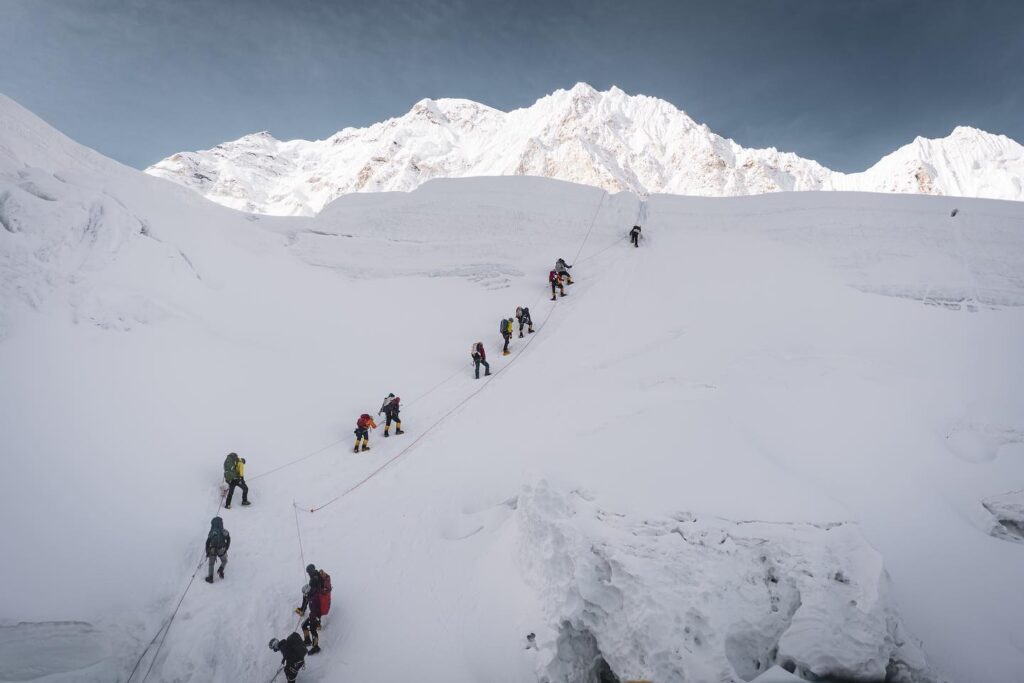सन् २०२६ को हिमाल आरोहण सम्पन्न, हिमाल आरोहणबाट १ अर्ब २६ करोड राजस्व संकलन